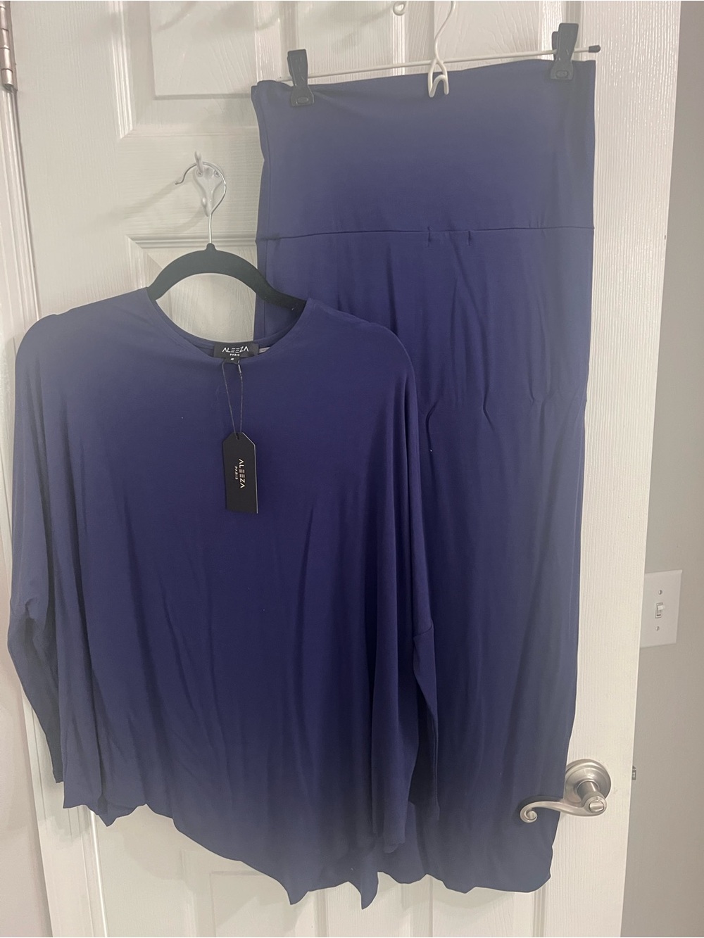 NWT | Aleeza Paris Pencil Skirt, Size M and Matching Lightweight Top, Size S